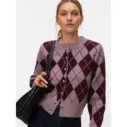 VERO-MODA-viininpunainen-ruudullinen-nappineuletakki