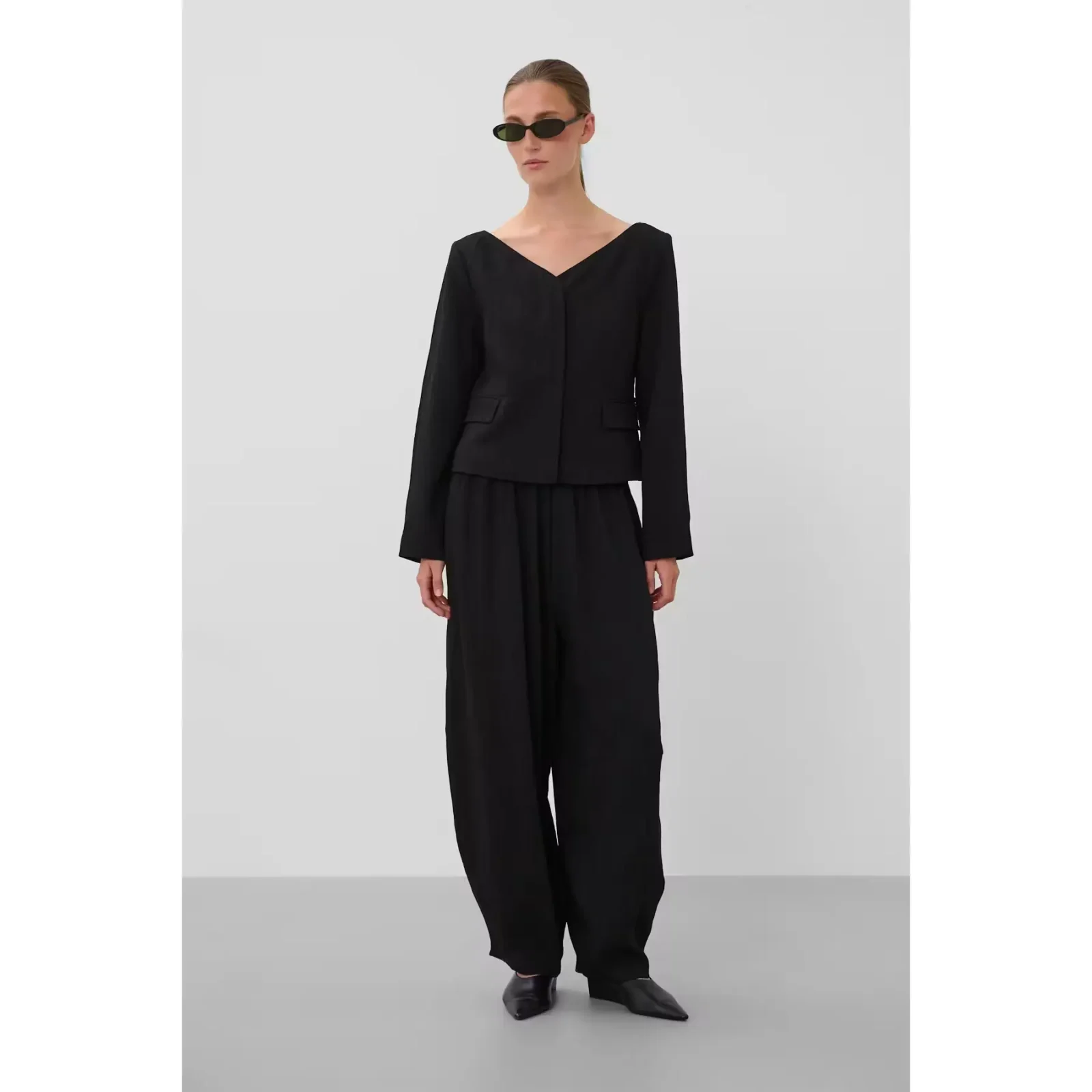 Soaked-In-Luxury-naisten-barrel-tyyliset-rennot-mustat-siistit-housut-Cebilla-pants