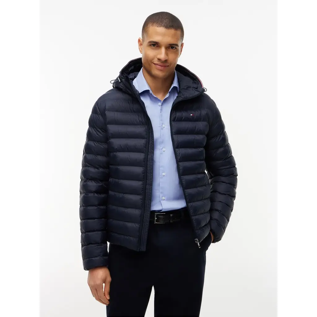 Tommy-Hilfiger-miesten-tummansininen-kevyttoppatakki