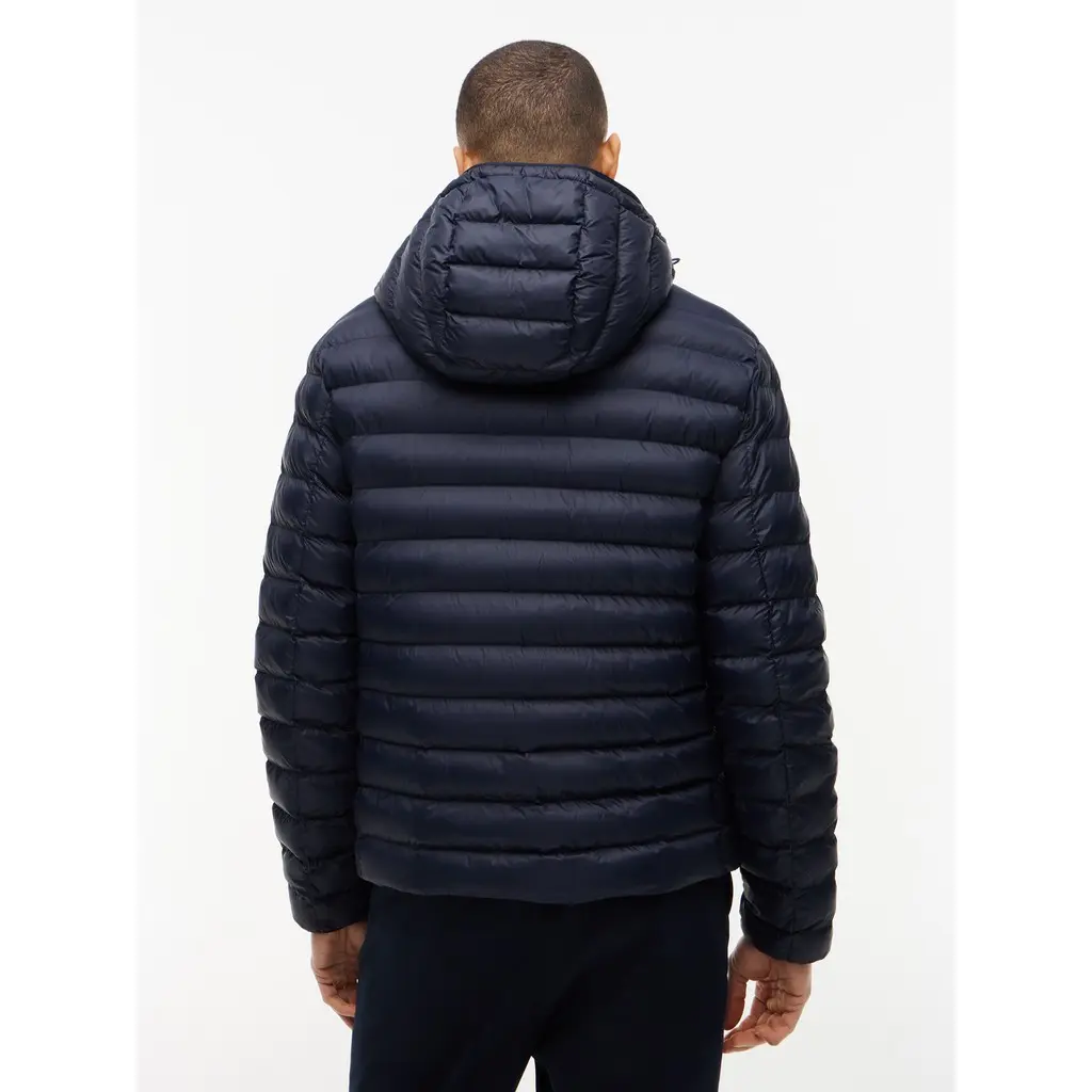 Tommy-Hilfiger-miesten-tummansininen-kevyttoppatakki