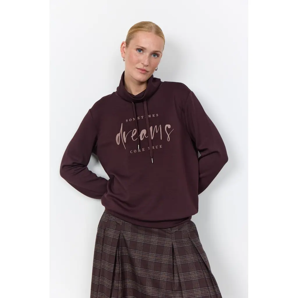soyaconcept-ruskea-banu-collegepaita-pystykauluksella-ja-tekstiprintilla